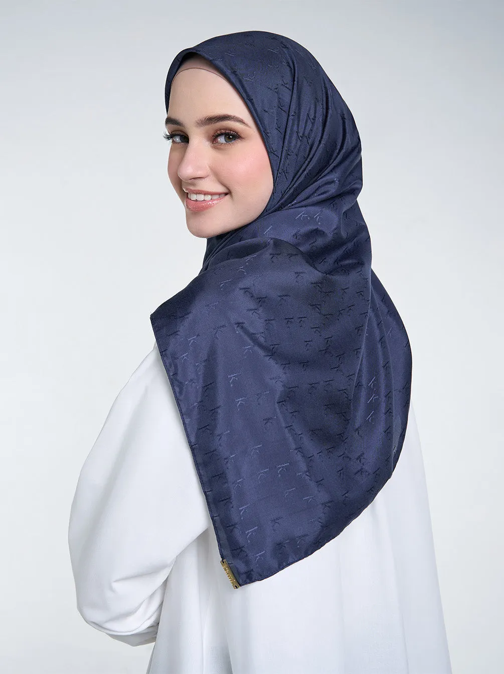 AIRY JACQUARD VOILE SCARF PLAIN DARK INDIGO