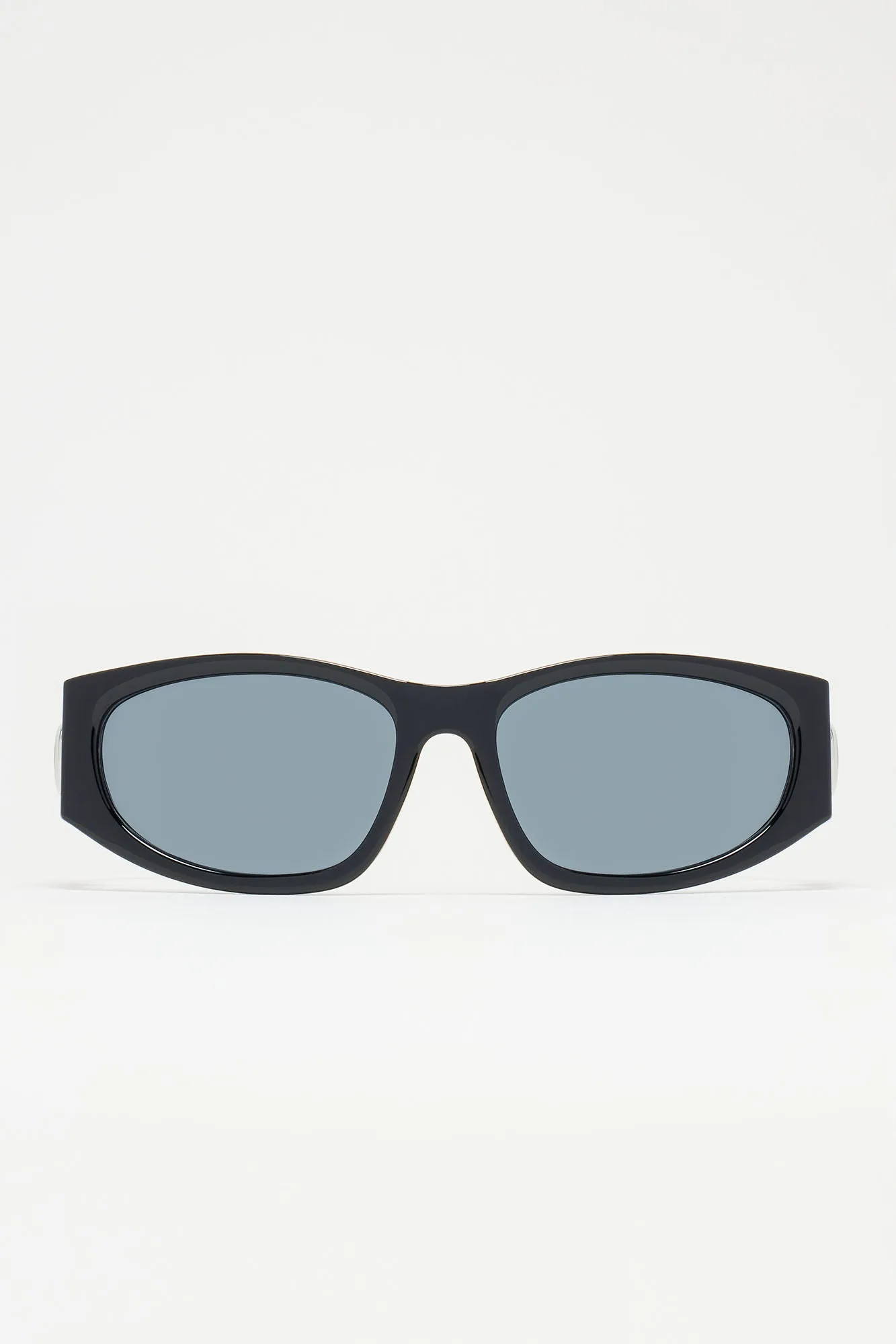 Armed Scandal Sunglasses - Black