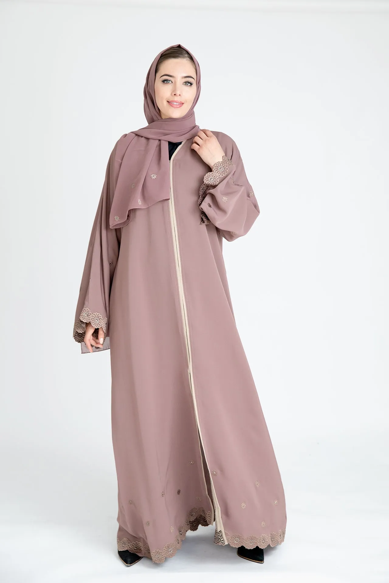 Dalia Blush Abaya