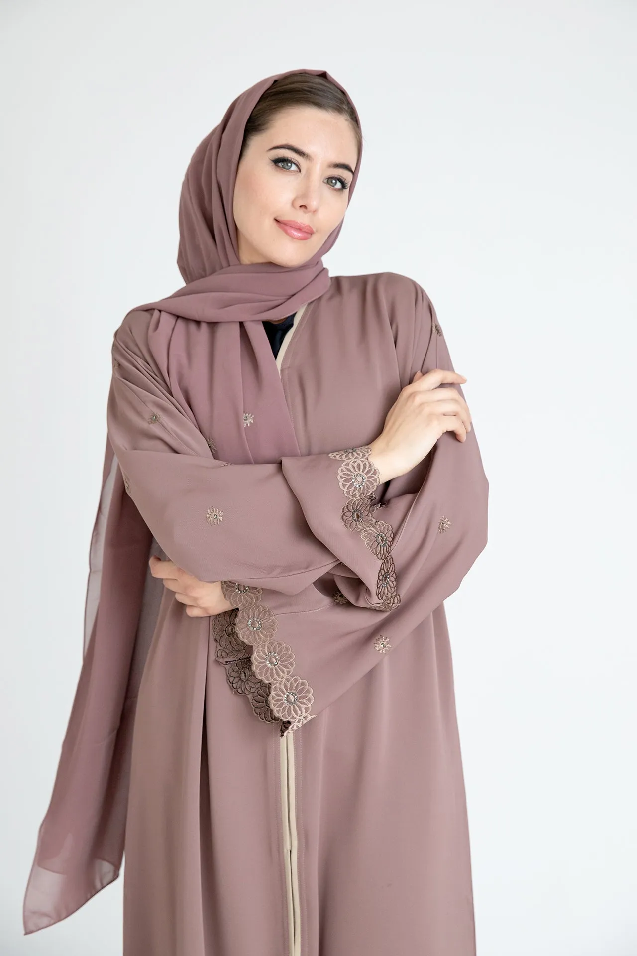 Dalia Blush Abaya