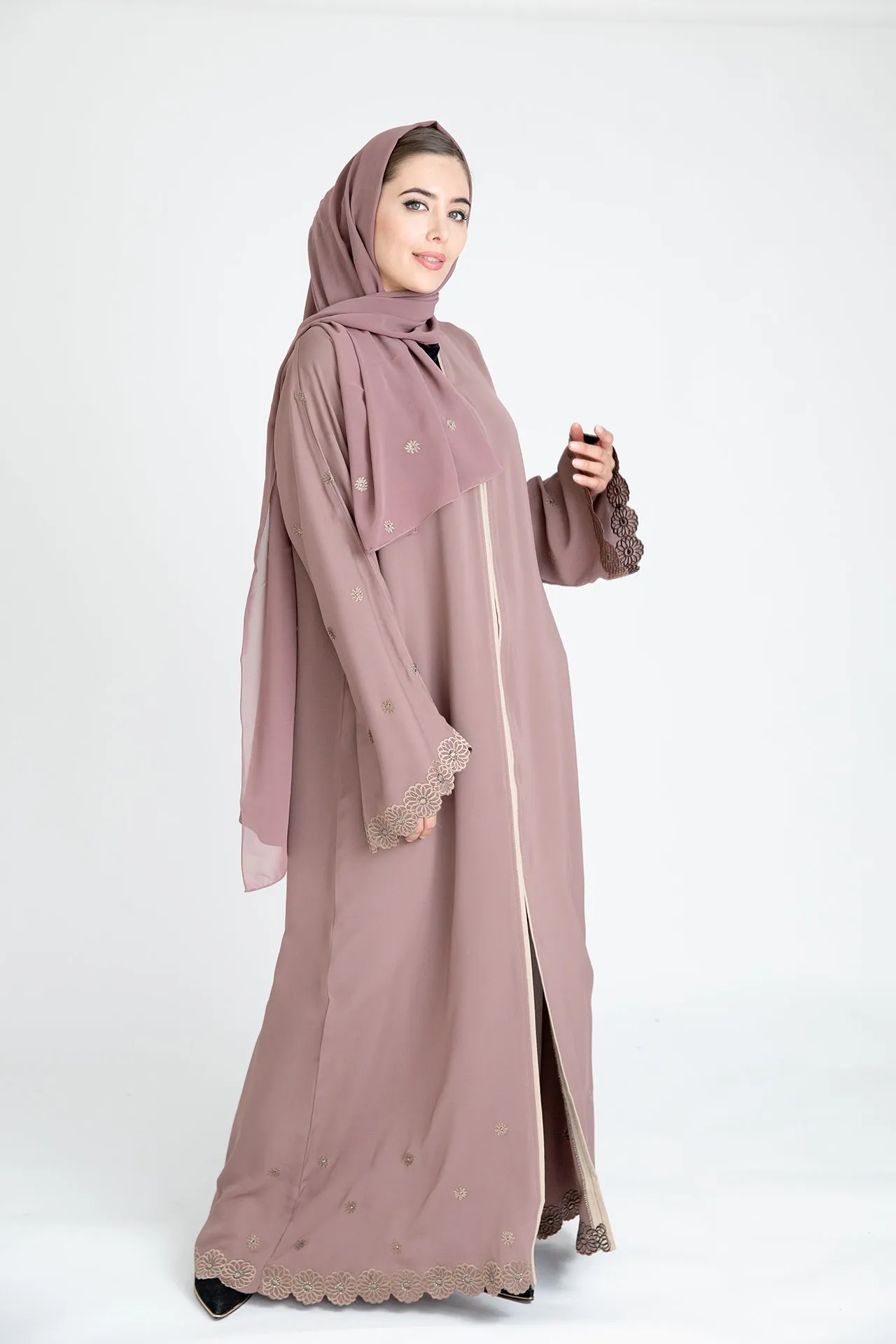 Dalia Blush Abaya