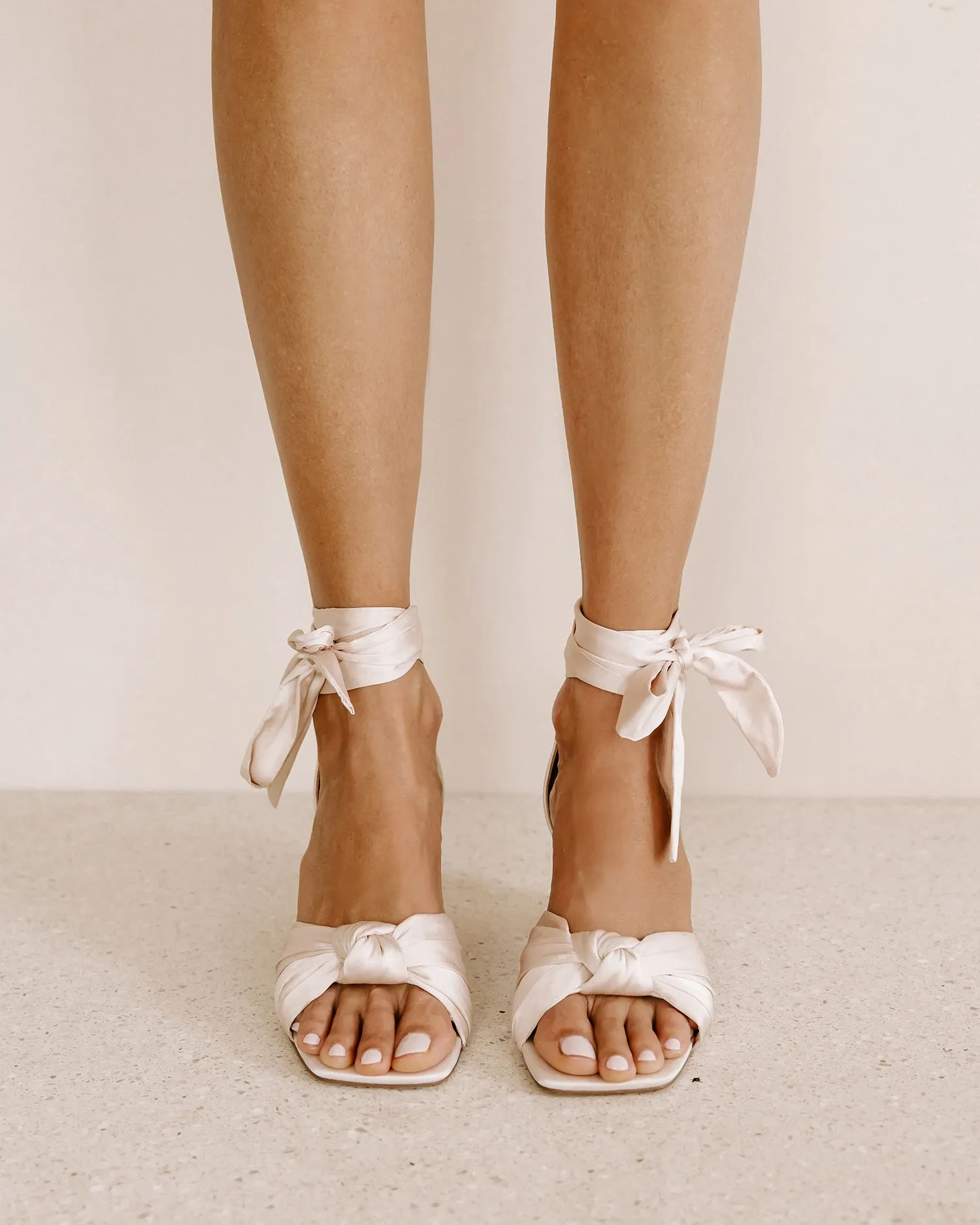 HONEY - LIGHT BEIGE SATIN BOW WEDDING SANDALS