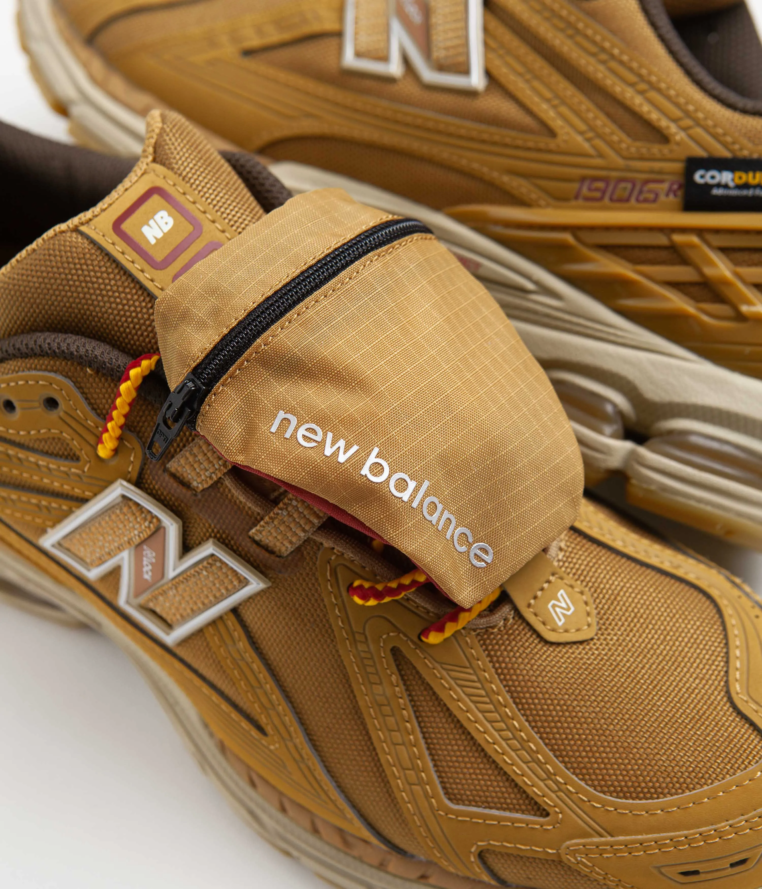 New Balance 1906 Shoes - Tobacco