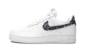 NIKE AIR FORCE 1 LOW ESSENTIAL WHITE WORN BLACK PAISLEY (W)