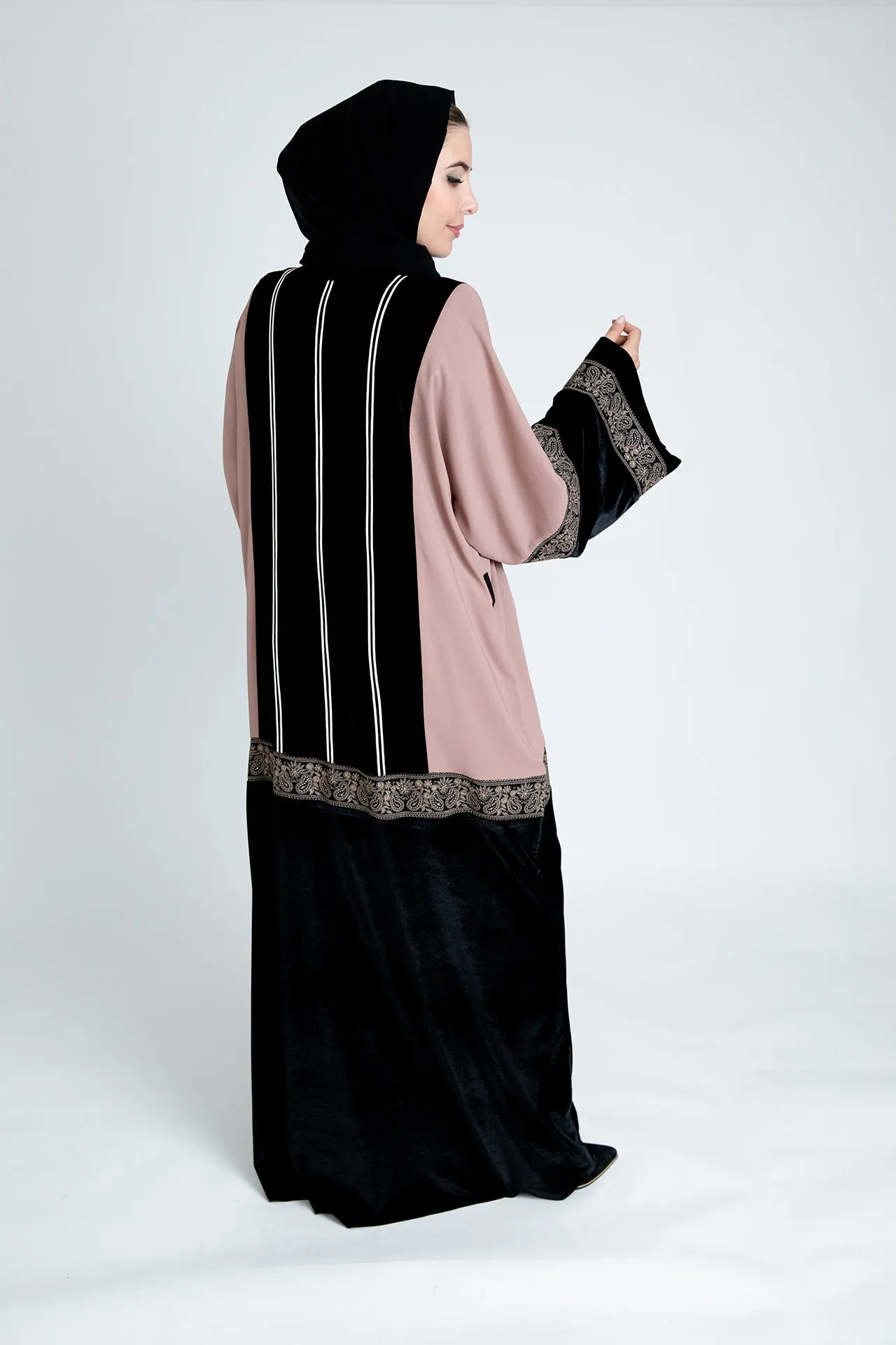 Rama Abaya